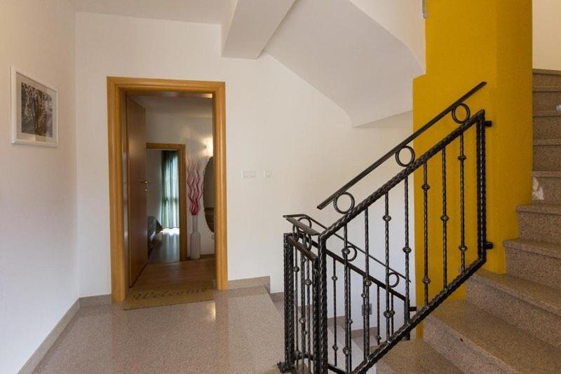 Marija F2 Apartment クルク エクステリア 写真